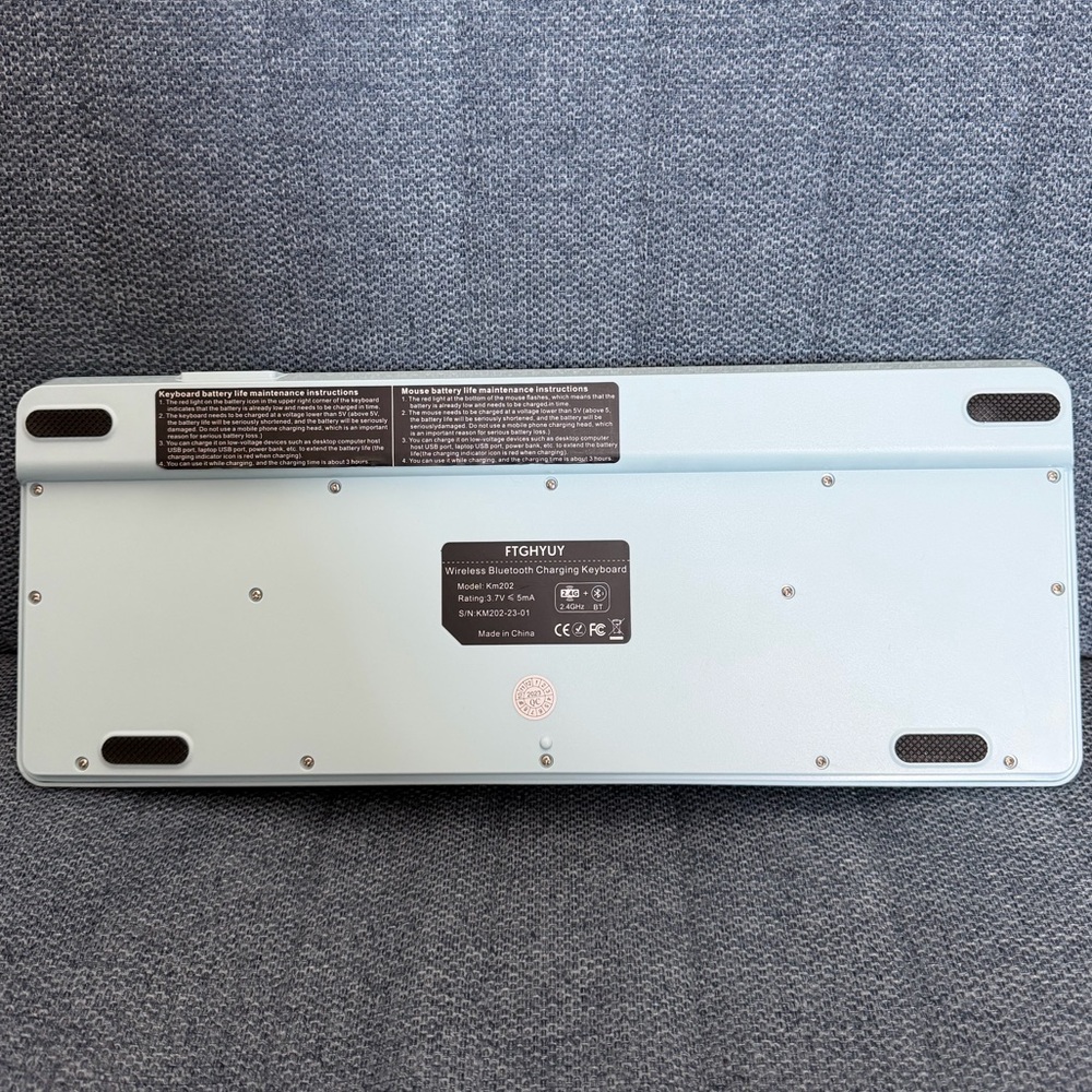 Wireless Pastel Keyboard and Mouse Set - Picture 13 of 14